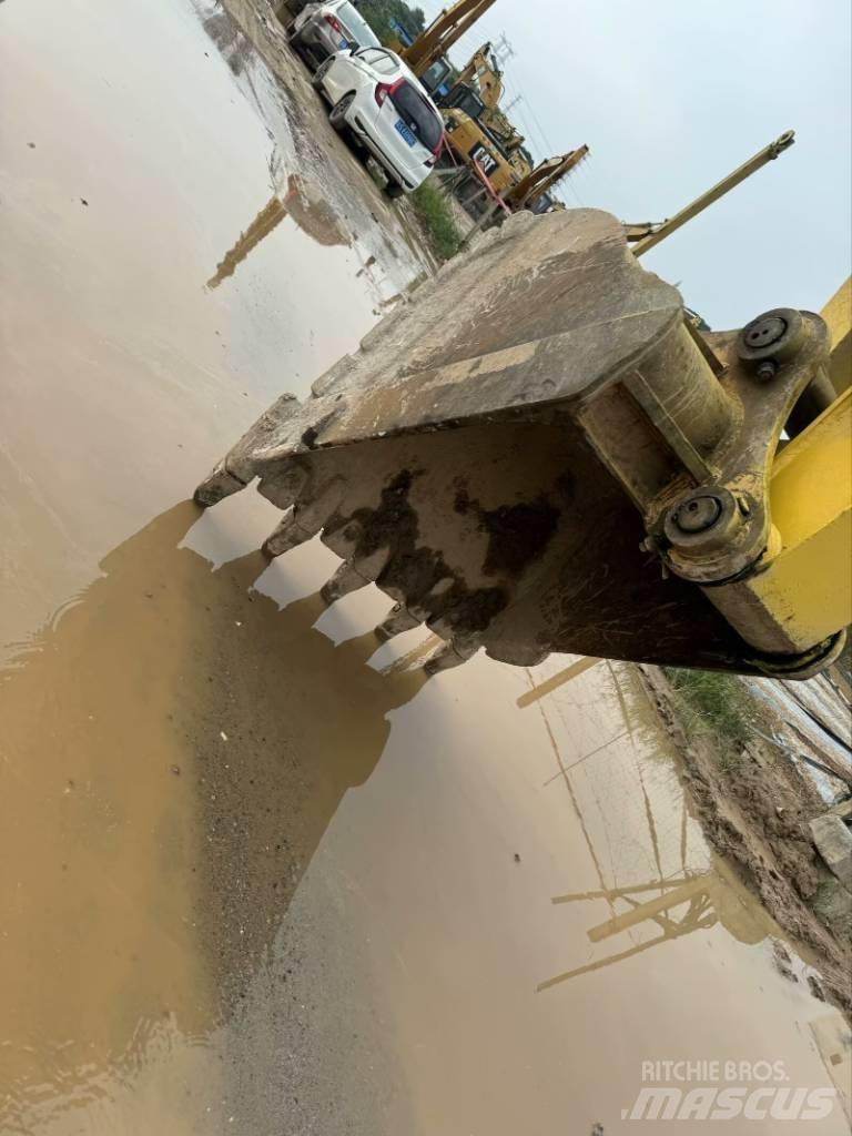 Sumitomo SH200 Bagri goseničarji
