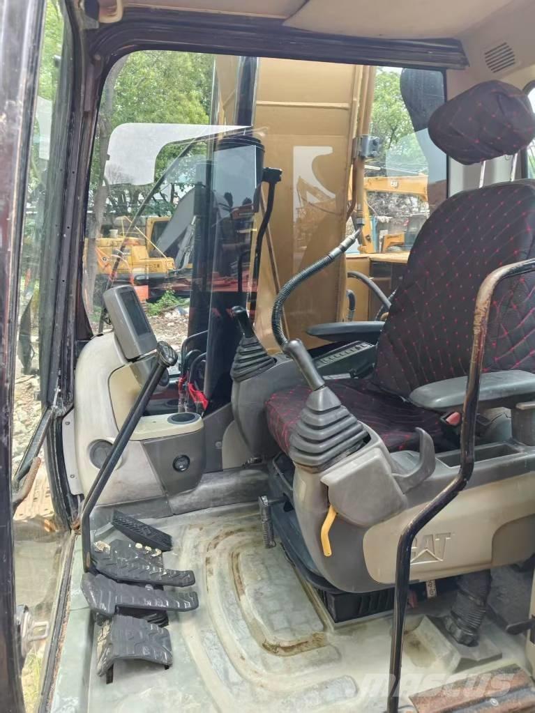 CAT 313D2GC Midi bagri 7t – 12t