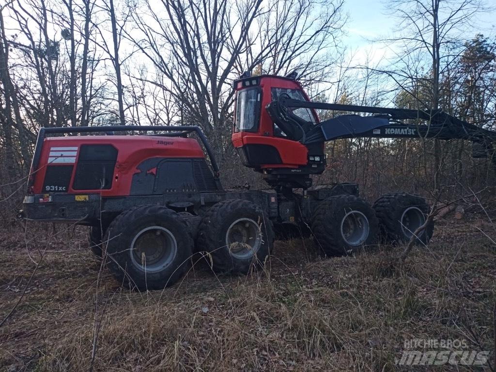 Komatsu 931 XC Harvesterji