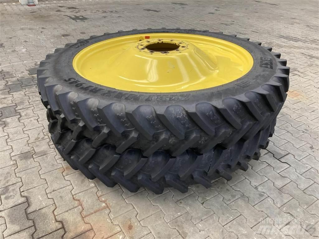 BKT 320/90R54 Gume, kolesa in platišča