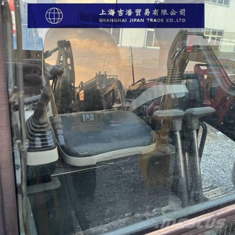 Komatsu PC 40 MR Mini bagri <7t