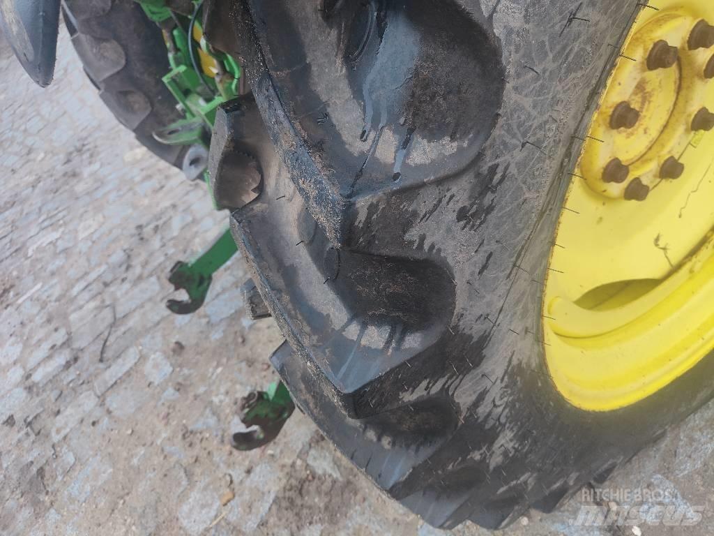 John Deere 6420 Traktorji