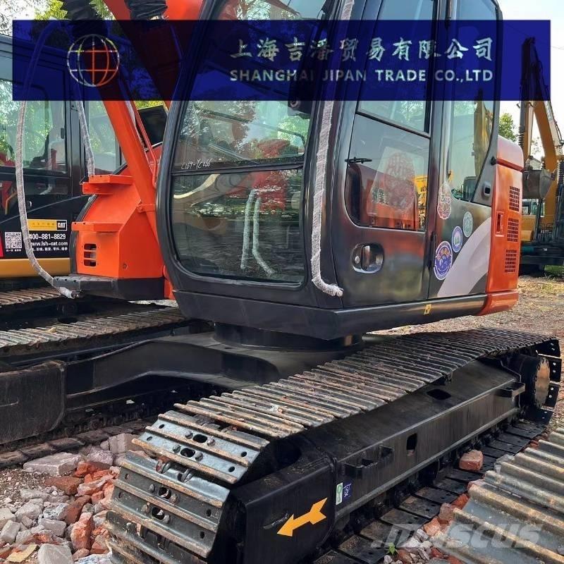 Hitachi ZX 135 Bagri goseničarji