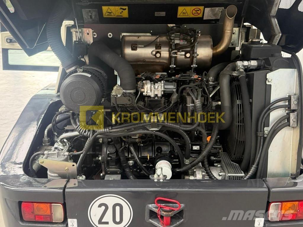 Terex TL80 Kolesni nakladalci