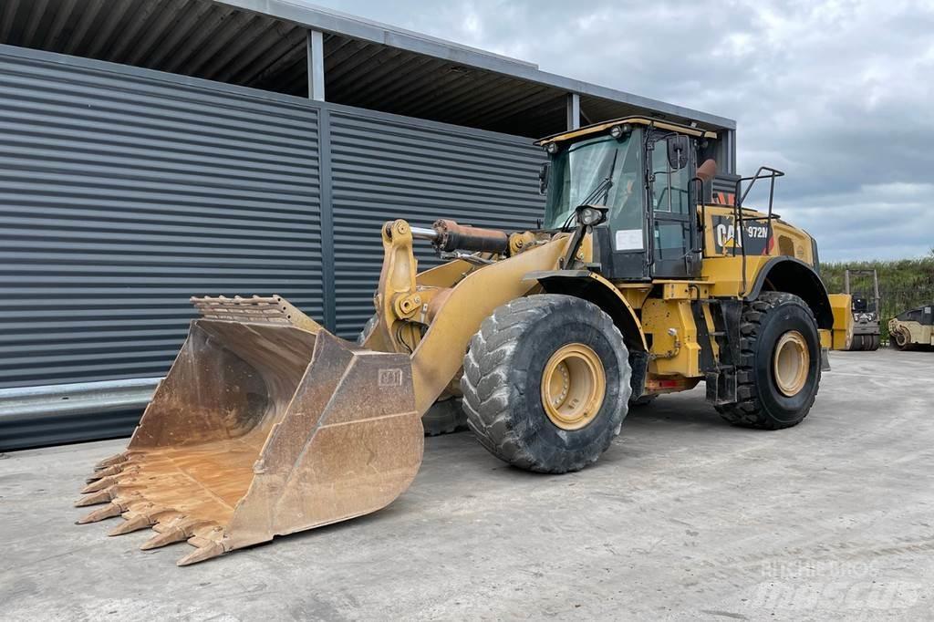 CAT 972M Kolesni nakladalci