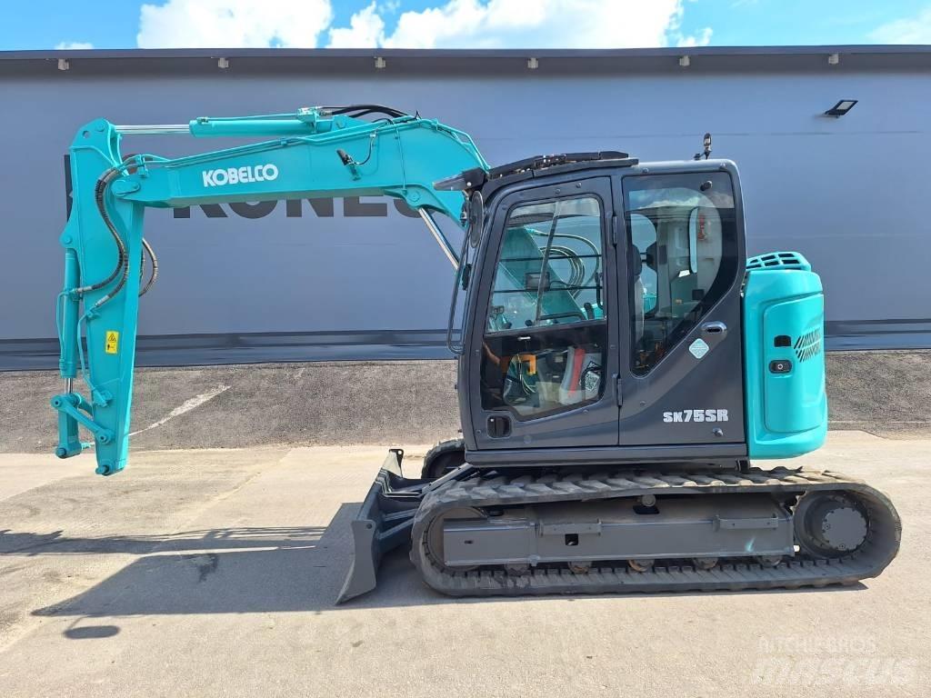 Kobelco SK75SR-7 Midi bagri 7t – 12t