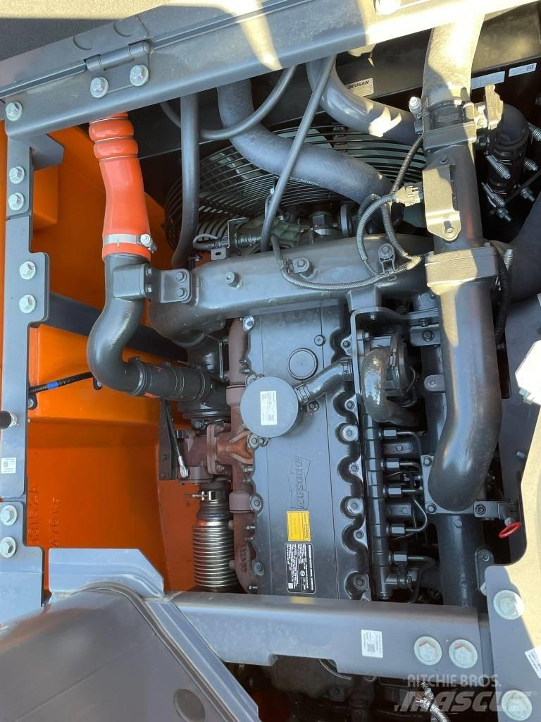 Doosan DX 235 LCR Bagri goseničarji