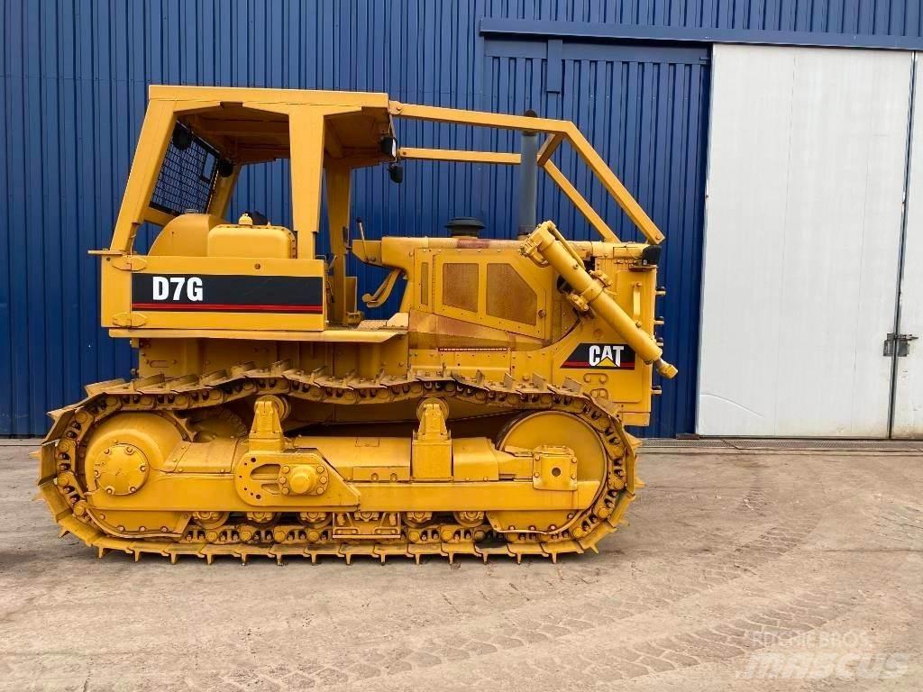 CAT D 7 G Buldožerji goseničarji