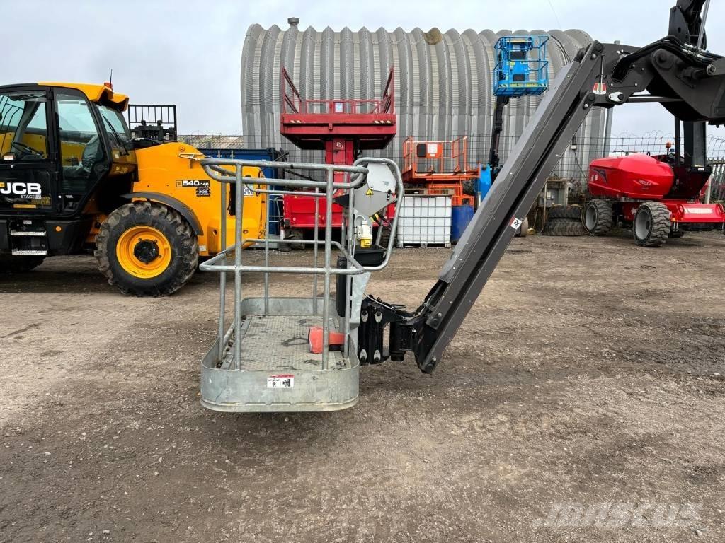 Manitou 220 TJ Teleskopske dvižne ploščadi