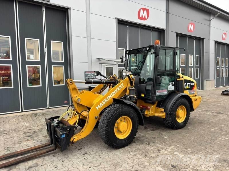 CAT 906M Cat 906M Kolesni nakladalci