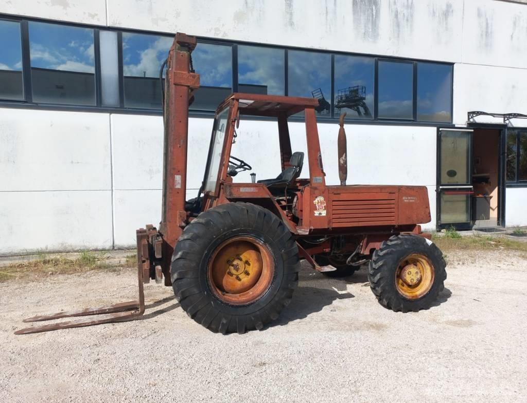 Manitou 4RM30G Dizelski viličarji