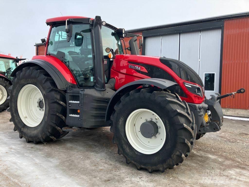 Valtra T234D Traktorji