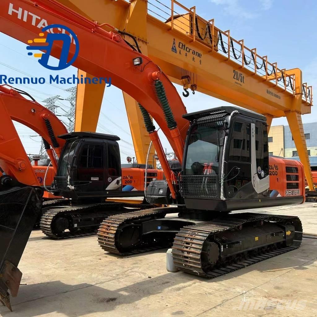 Hitachi ZX 200 Bagri goseničarji