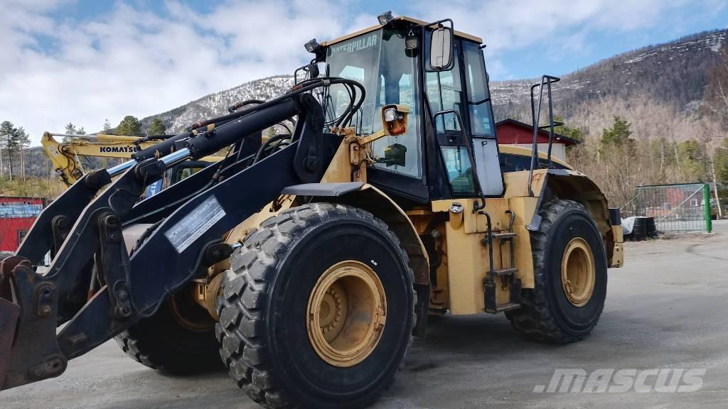 CAT 962 G Kolesni nakladalci