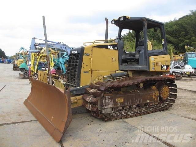 CAT D3KLGP Buldožerji goseničarji