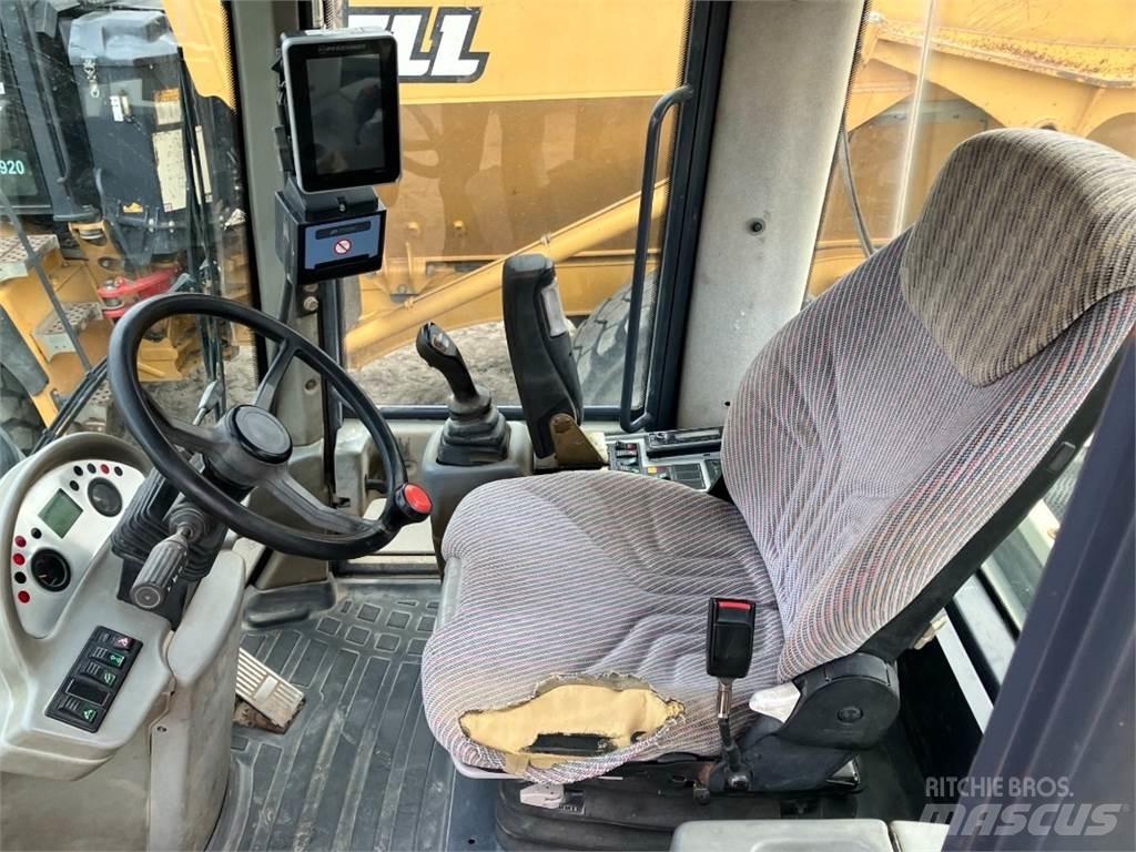 Terex TL310 Kolesni nakladalci