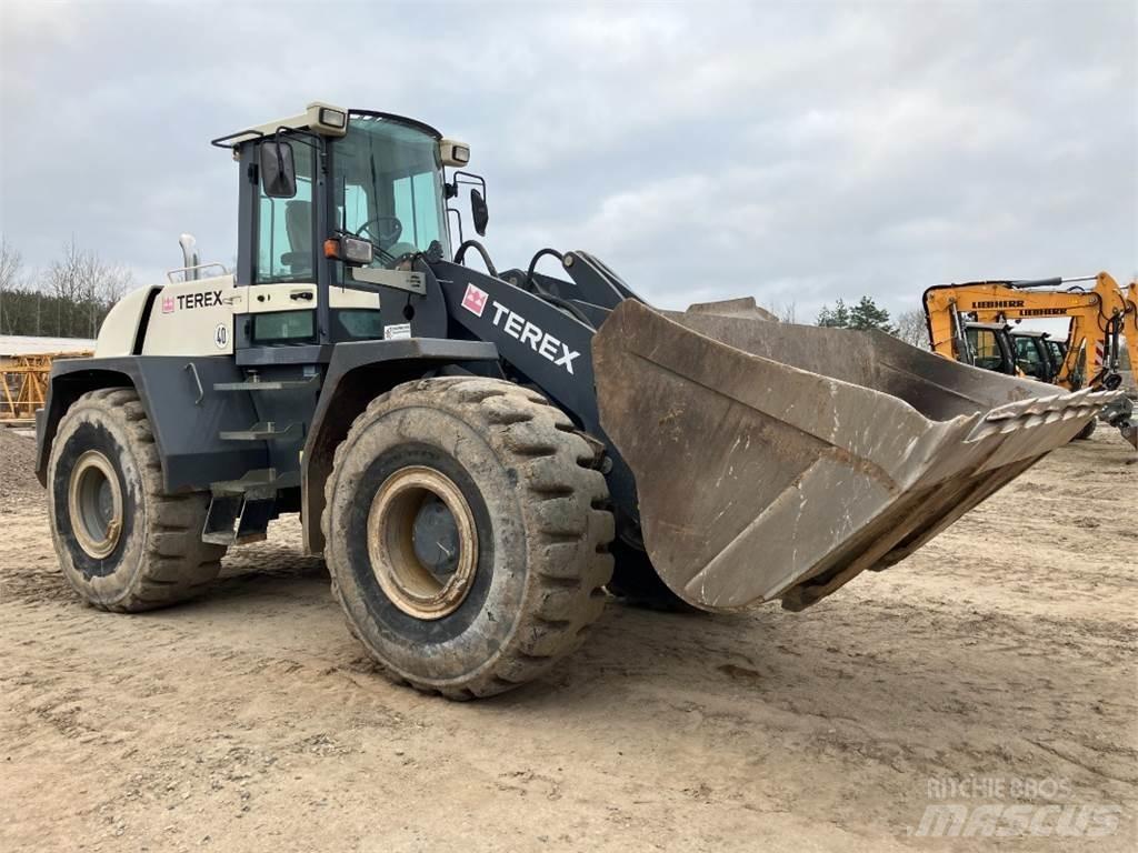 Terex TL310 Kolesni nakladalci