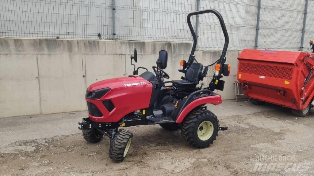 Yanmar SA221-R Traktorji