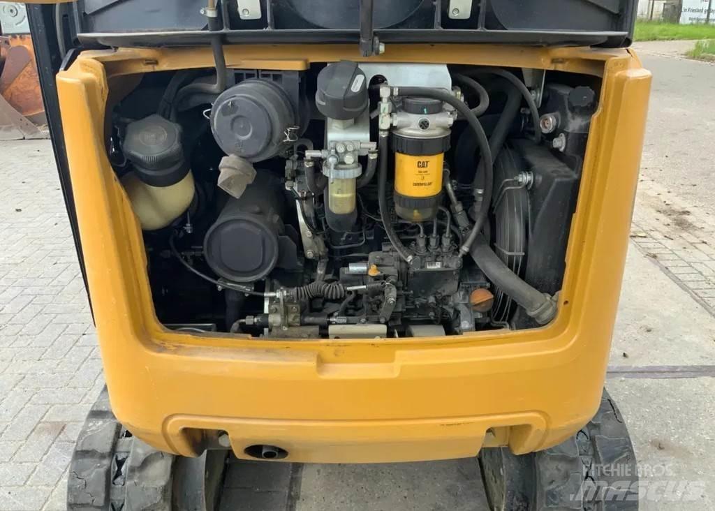 CAT 302.4D Mini bagri <7t