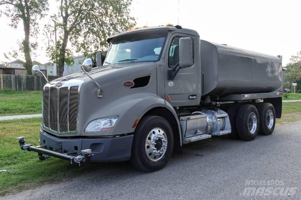 Peterbilt 579 Tovornjaki za vodo