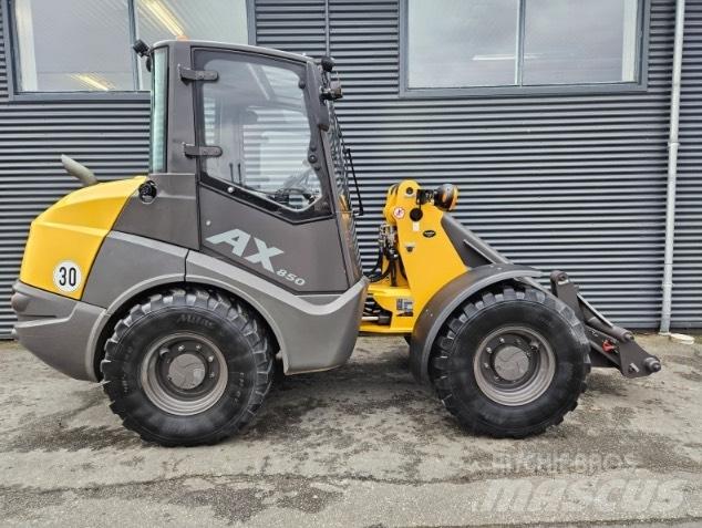 Mecalac AX 850 Kolesni nakladalci
