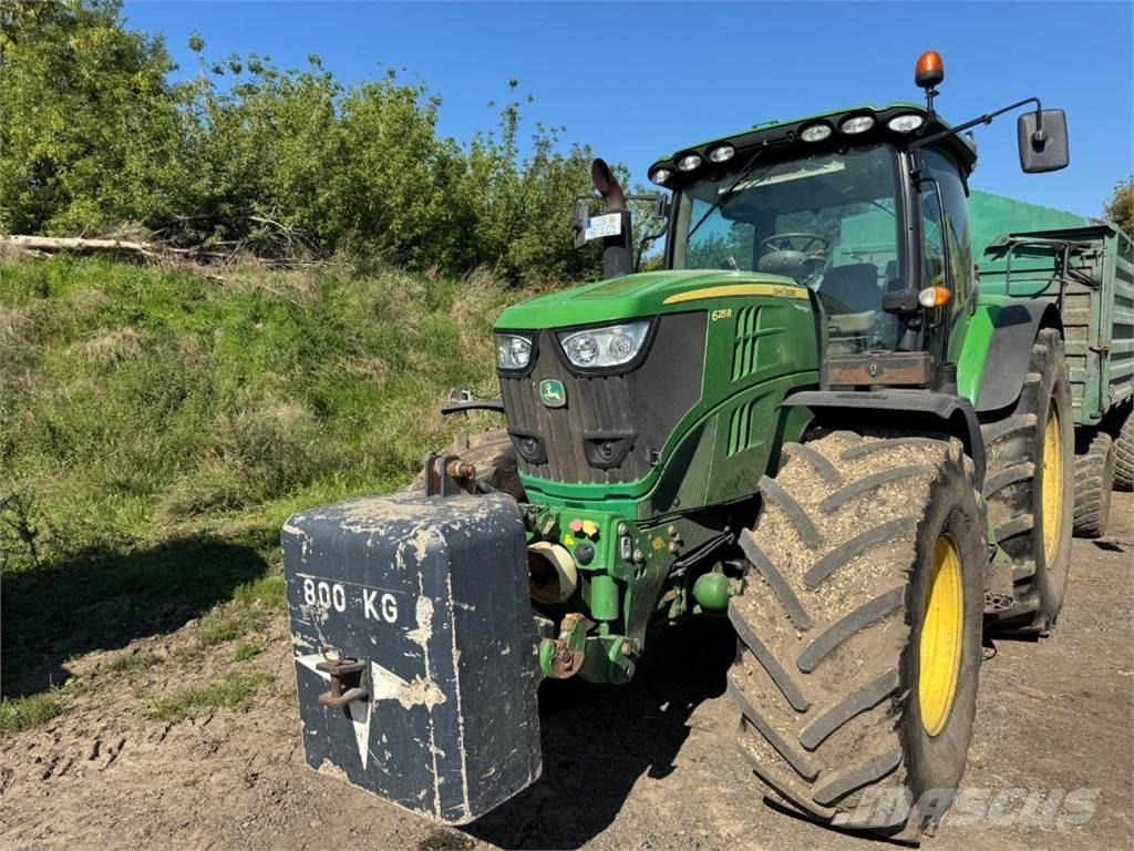 John Deere 6215 R Traktorji