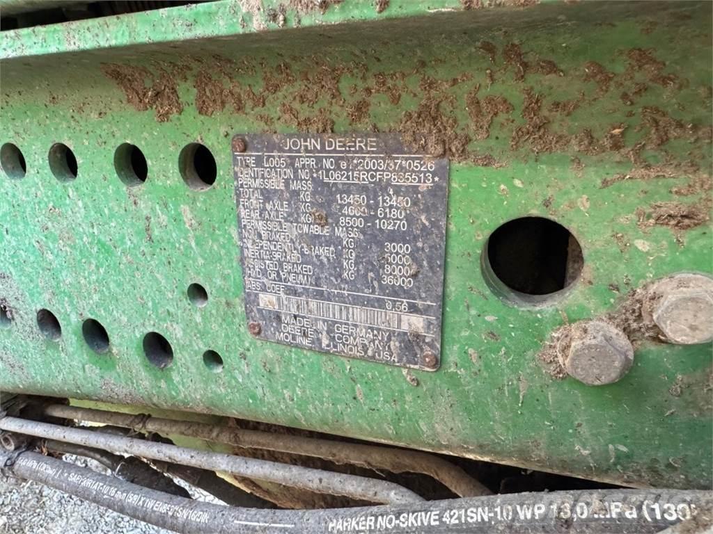 John Deere 6215 R Traktorji
