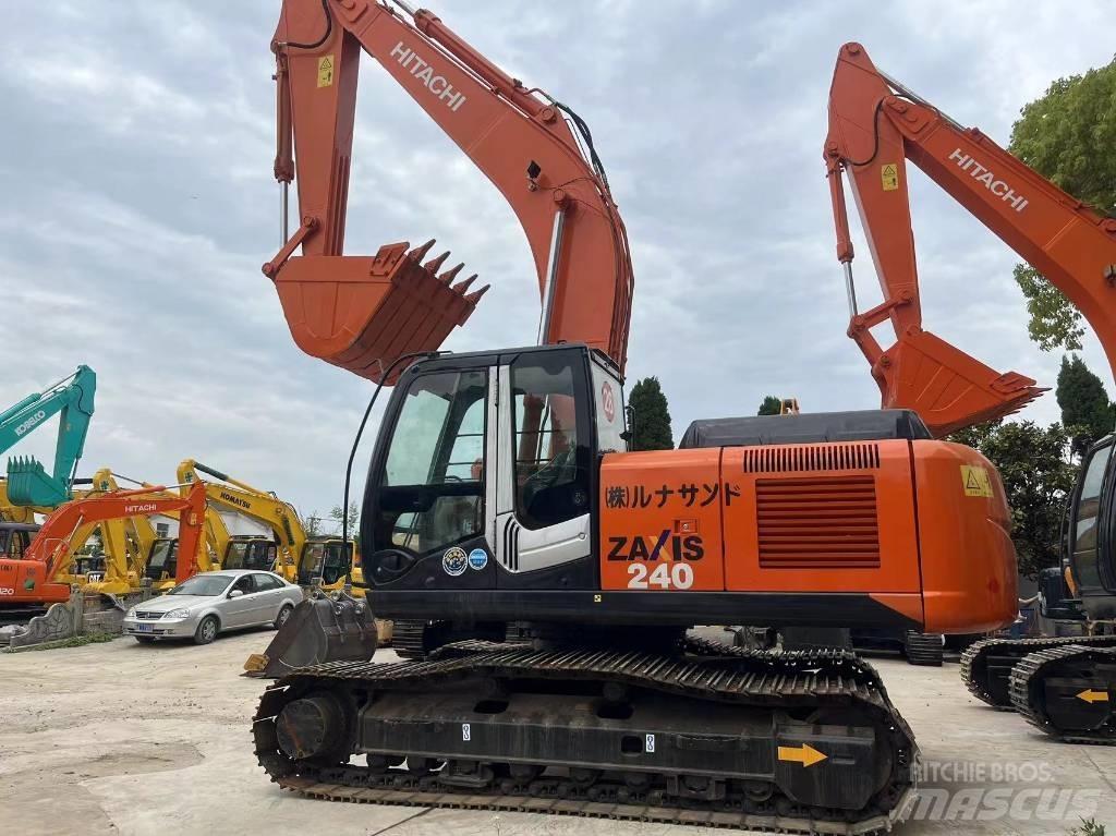Hitachi ZX 240 Bagri goseničarji