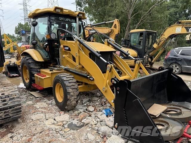 CAT 420 F Rovokopači