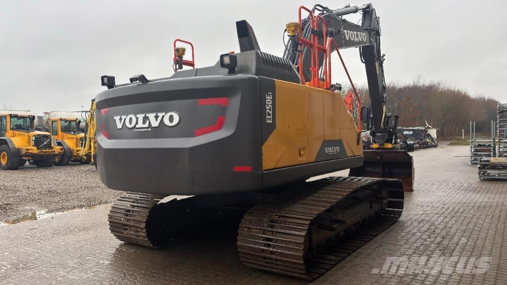 Volvo EC 250 EL Crawler excavators