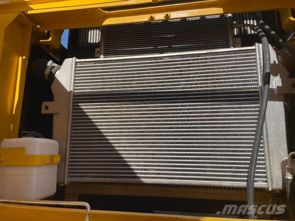 Komatsu PC 360 Bagri goseničarji