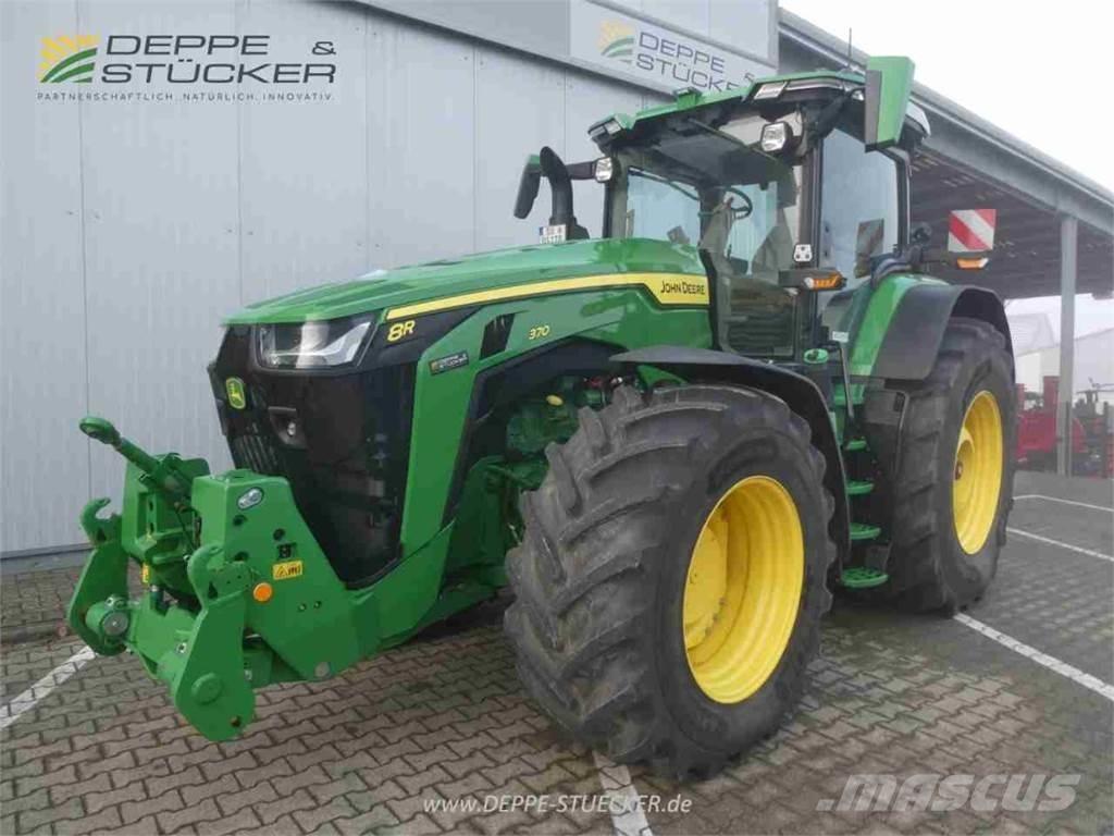 John Deere 8R 370 Traktorji