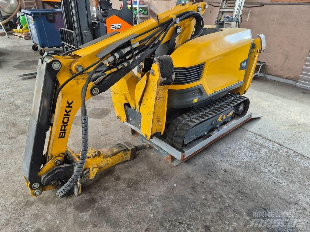 Brokk 170 Rušilni bagri