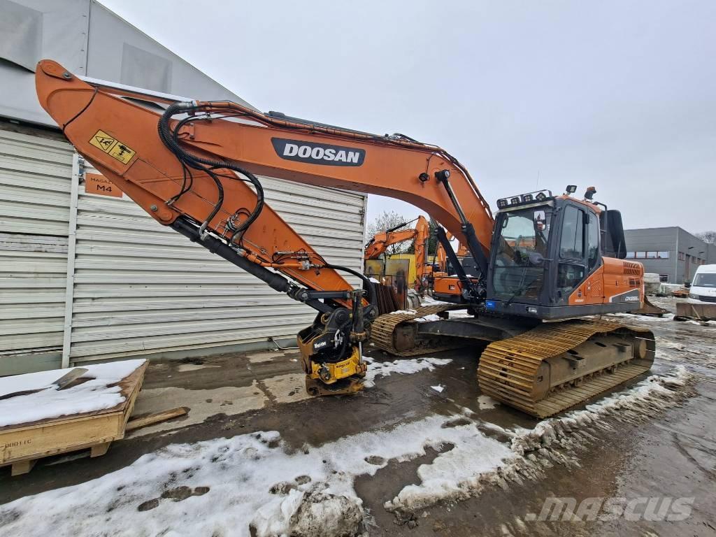 Doosan DX 255 LC-5 Bagri goseničarji