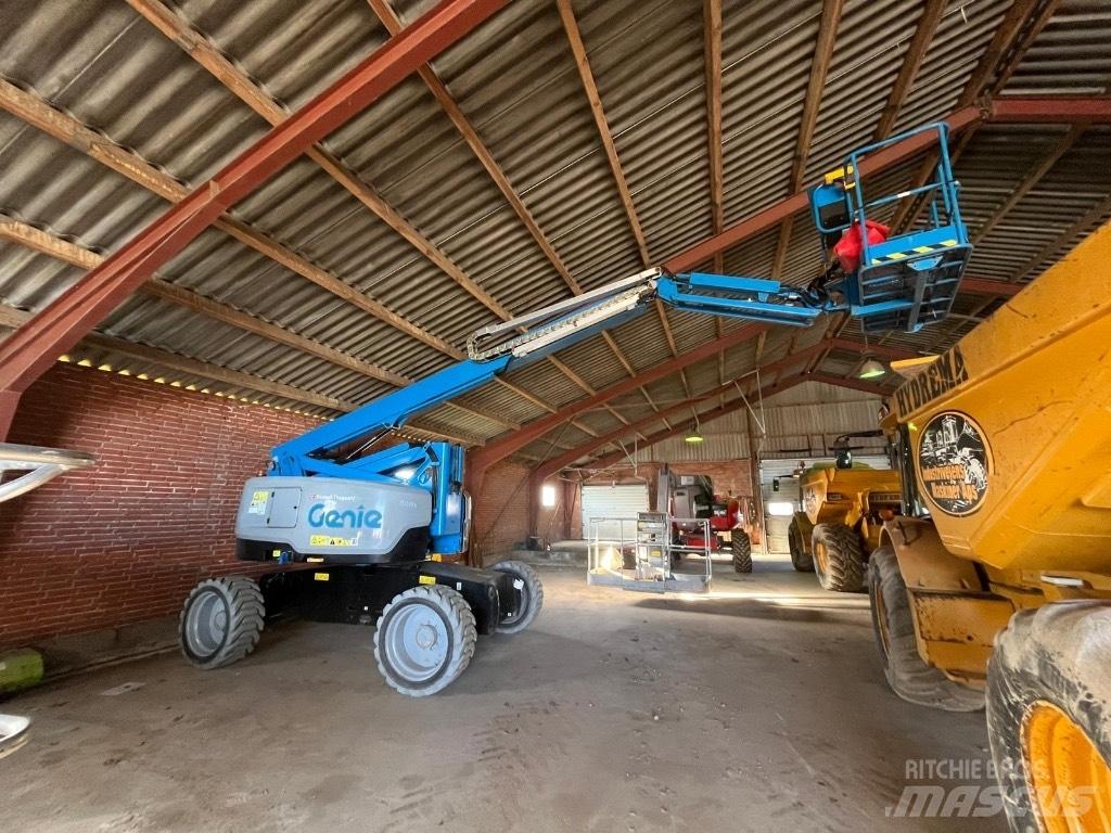 Genie Z60 / 37 Zglobne dvižne ploščadi