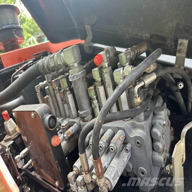 Kubota 183-3 Bagri goseničarji