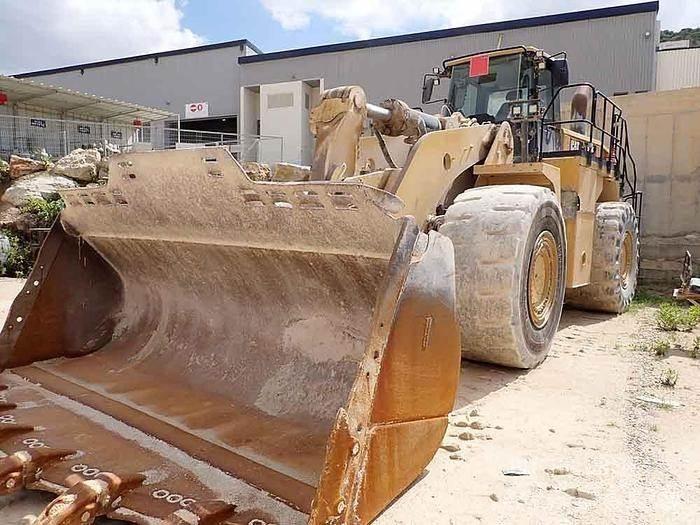 CAT 988K Kolesni nakladalci