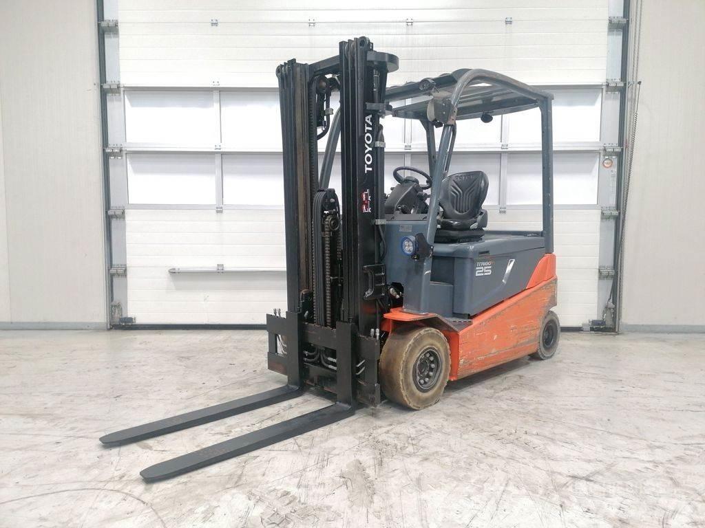 Toyota 8FBMT25 Električni viličarji