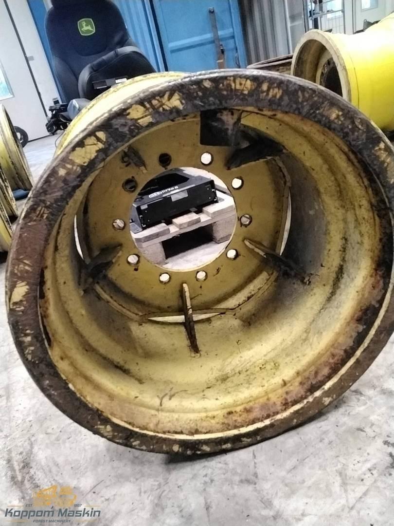 Ösa 250 20x26,5 Gume, kolesa in platišča