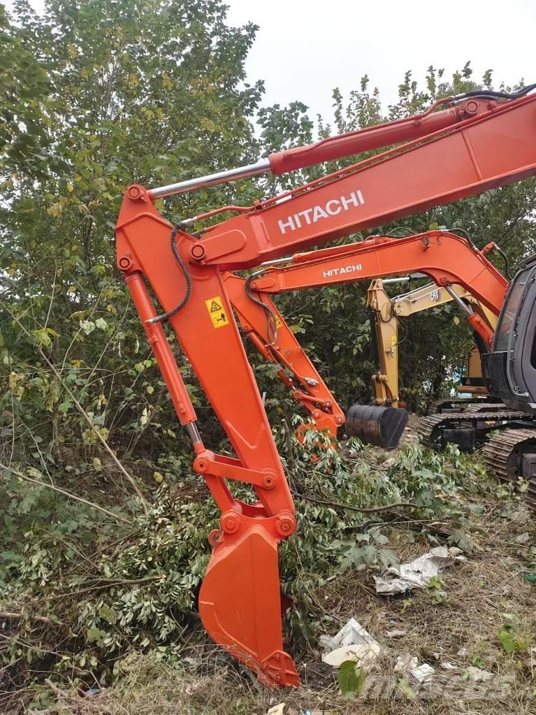Hitachi ZX 70 Midi bagri 7t – 12t