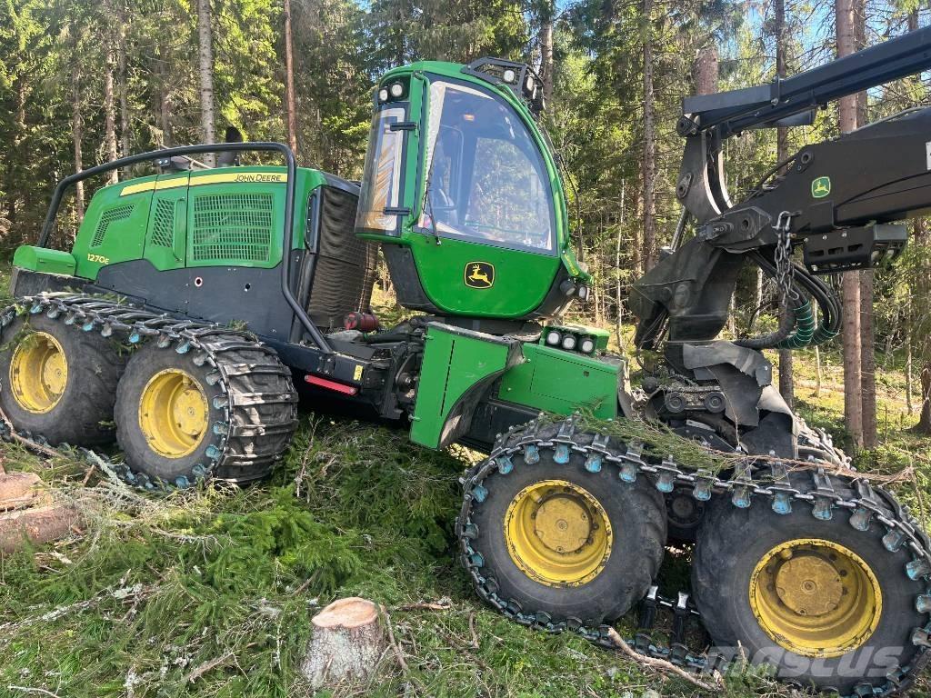 John Deere 1270 E Harvesterji
