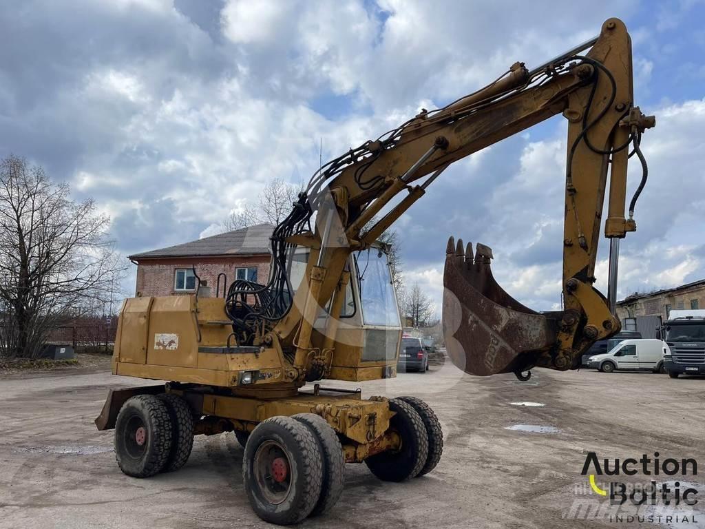 Liebherr A 900 C Bagri na kolesih