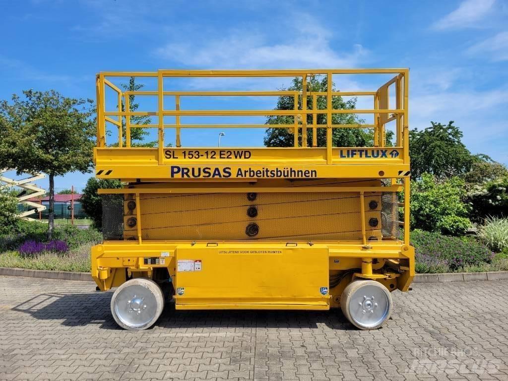 Liftlux S 153-12 E Škarjaste dvižne ploščadi