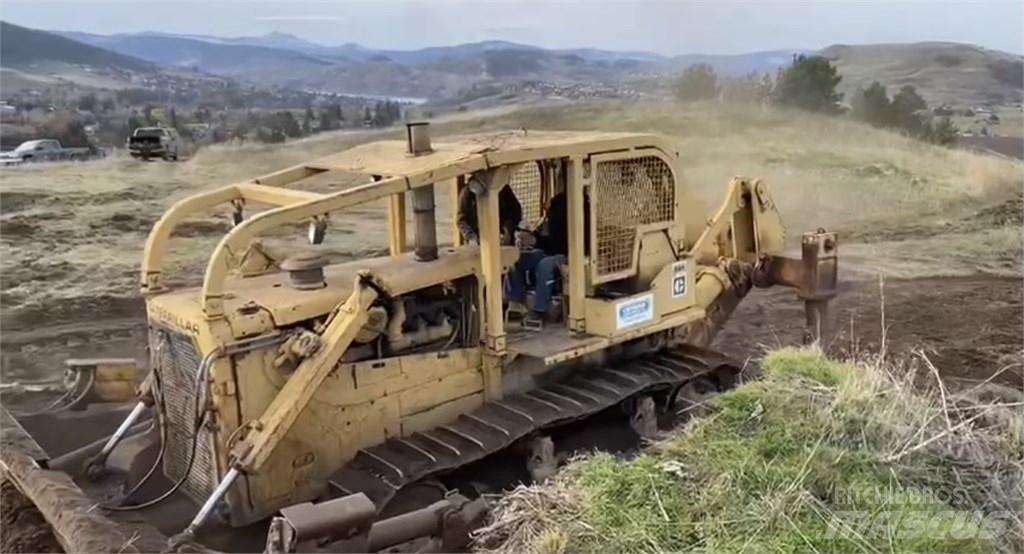 CAT D8H Buldožerji goseničarji