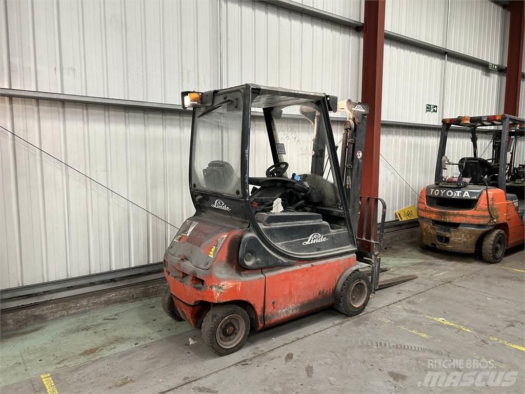 Linde E18P-02 Električni viličarji