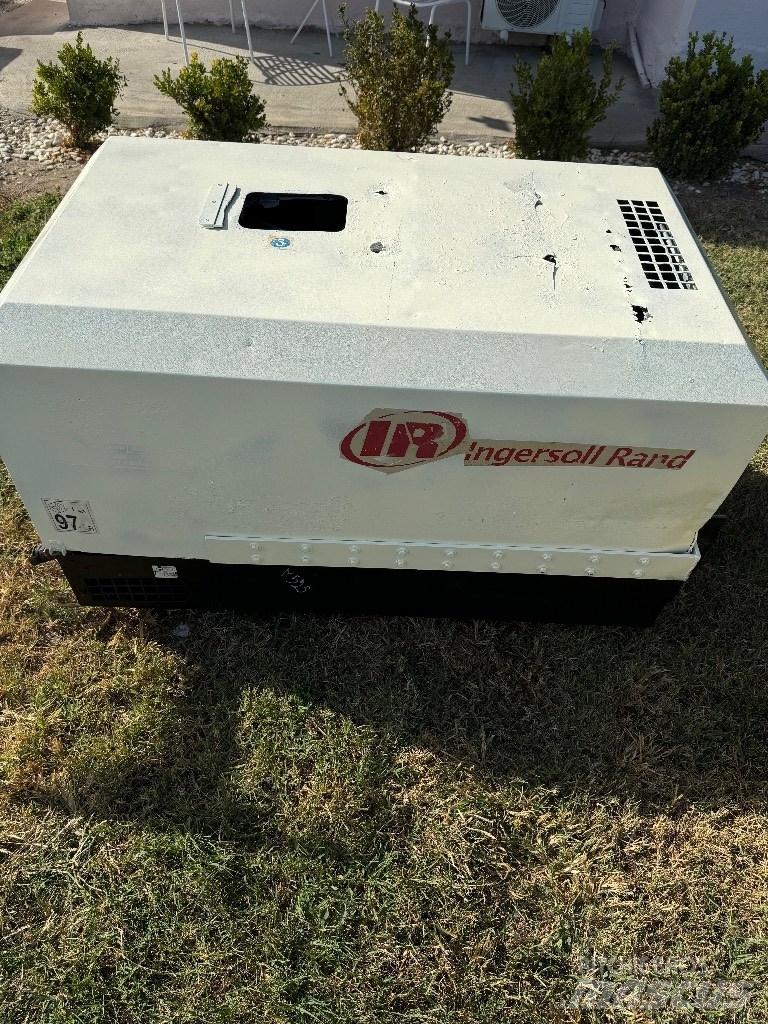 Ingersoll Rand R-105 Kompresorji