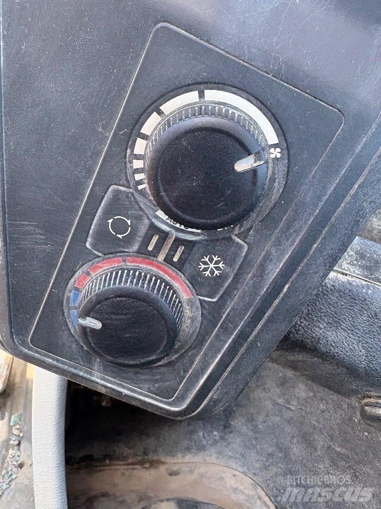 Wacker Neuson EZ 80 Midi bagri 7t – 12t