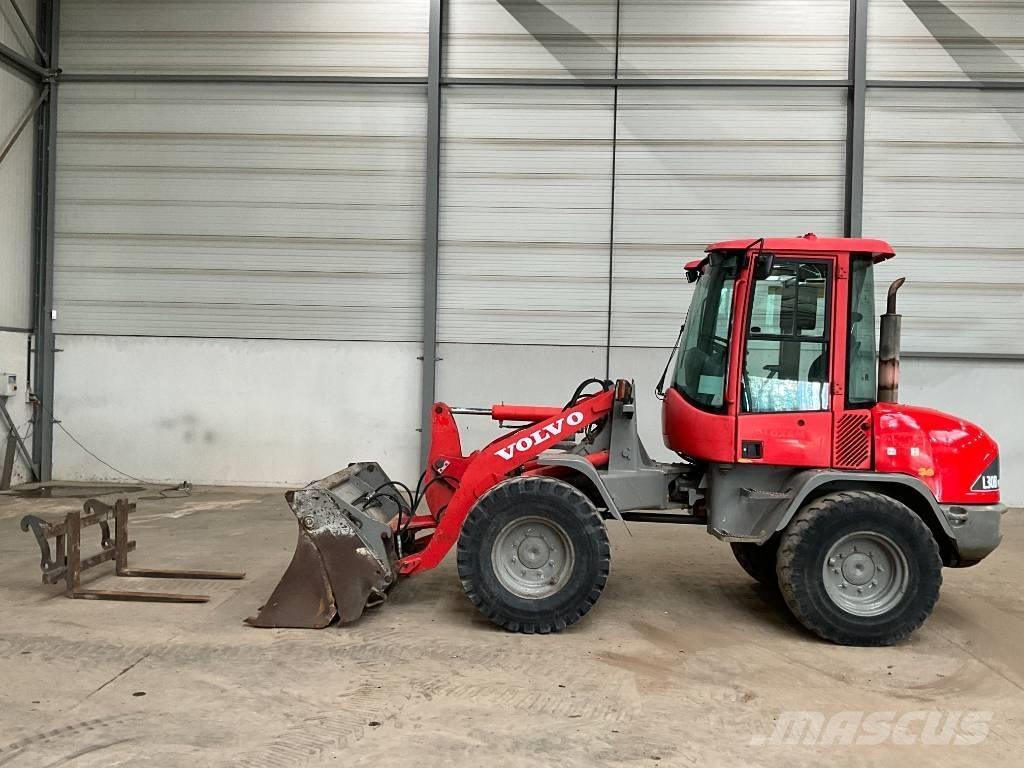 Volvo L 30 B-Z/X Kolesni nakladalci