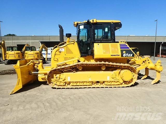 Komatsu D61EX-24 Buldožerji goseničarji