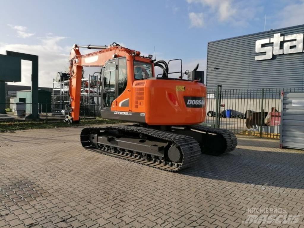 Doosan DX 235 LCR-5 Bagri goseničarji